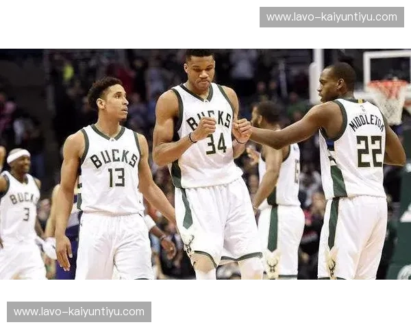 密尔沃基战车的重装突袭，还是亚特兰大冰火岛的致命弧线？——雄鹿vs老鹰：一场定义NBA纯粹热血的巅峰对垒